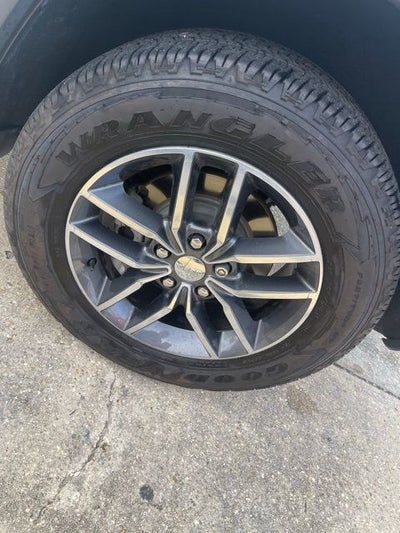 2019 Jeep Grand Cherokee Laredo E