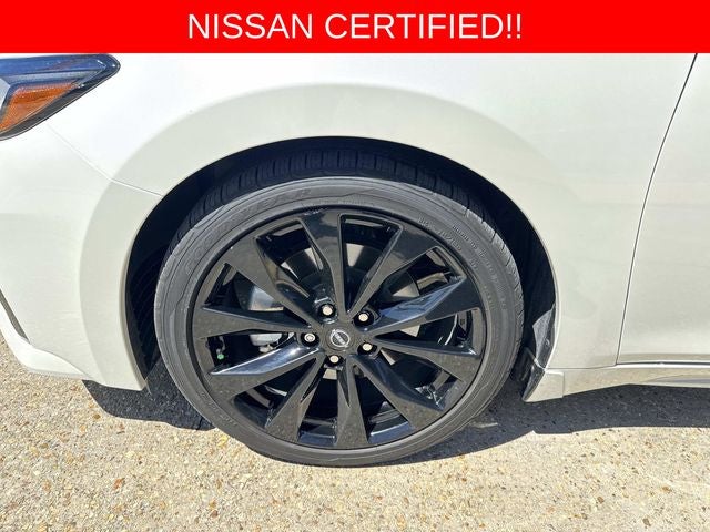 2023 Nissan Maxima SR