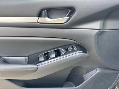 2025 Nissan Altima 2.5 SR