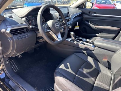 2025 Nissan Altima 2.5 SR