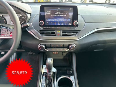 2025 Nissan Altima 2.5 SR