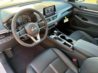 2025 Nissan Altima 2.5 SR