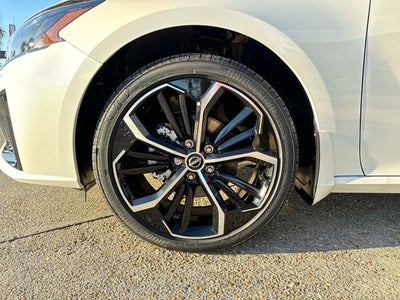 2025 Nissan Altima 2.5 SR