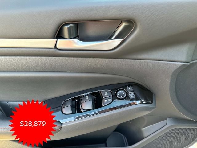 2025 Nissan Altima 2.5 SR