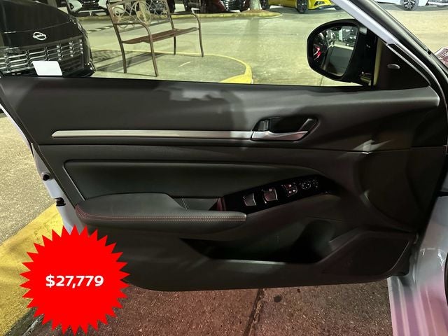 2025 Nissan Altima 2.5 SR