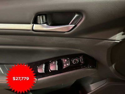 2025 Nissan Altima 2.5 SR