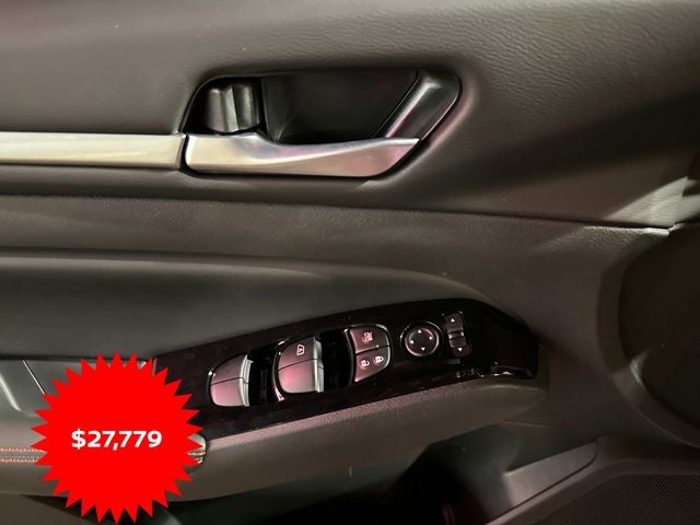 2025 Nissan Altima 2.5 SR