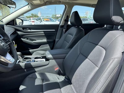 2025 Nissan Altima 2.5 SL