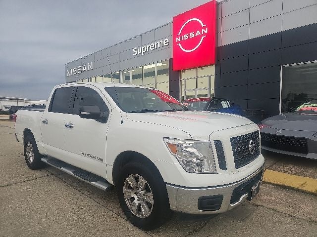 2019 Nissan Titan SV