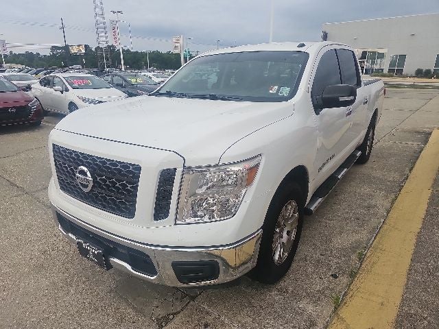 2019 Nissan Titan SV
