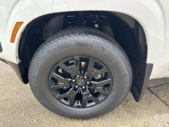 2027 Nissan Frontier SV