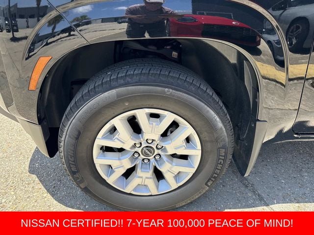 2024 Nissan Frontier SV