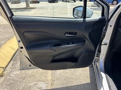 2024 Nissan Versa 1.6 SV