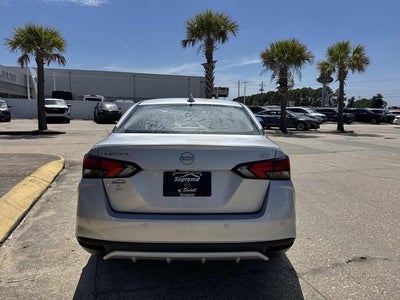 2024 Nissan Versa 1.6 SV