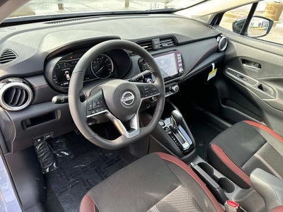 2025 Nissan Versa 1.6 SR