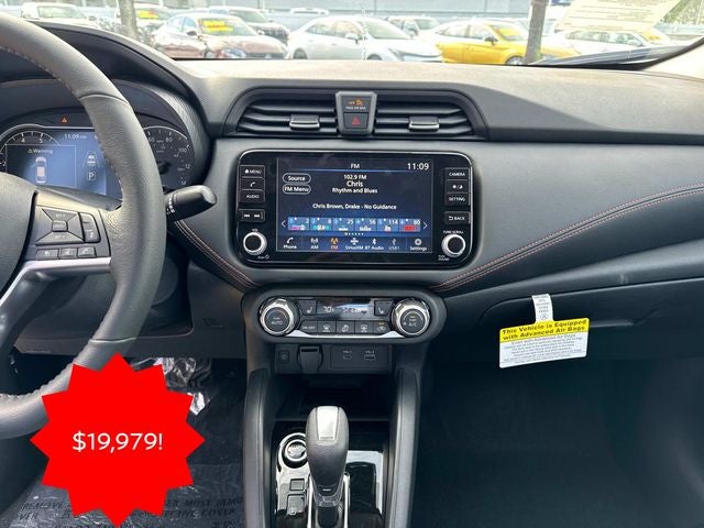 2025 Nissan Versa 1.6 SR