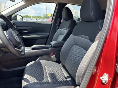 2027 Nissan Kicks SV