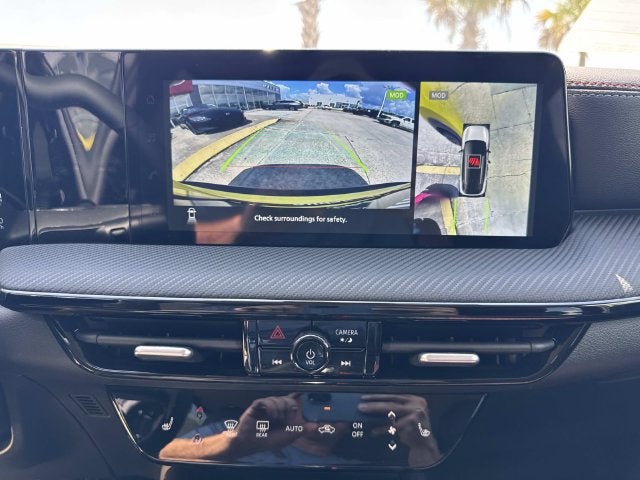 2027 Nissan Kicks SR