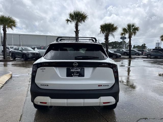 2026 Nissan Kicks SR