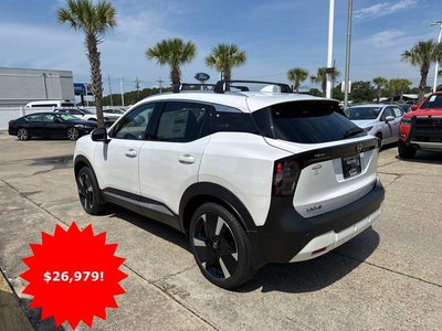 2025 Nissan Kicks SR