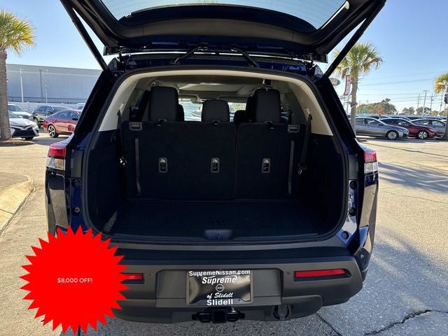 2025 Nissan Pathfinder SV