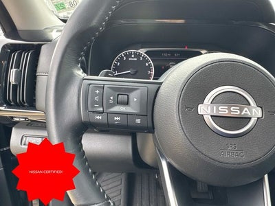 2025 Nissan Pathfinder SV