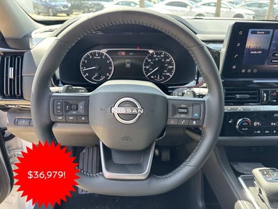 2026 Nissan Pathfinder SV