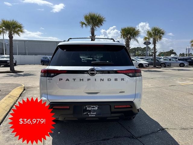 2026 Nissan Pathfinder SV