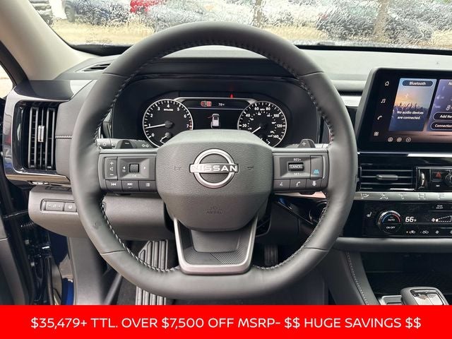 2026 Nissan Pathfinder SV