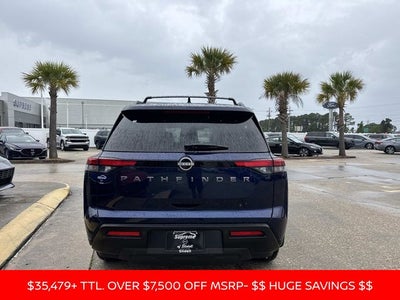 2026 Nissan Pathfinder SV