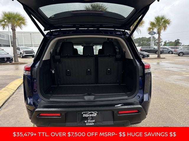 2026 Nissan Pathfinder SV