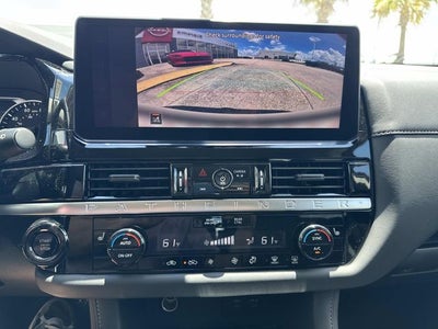 2026 Nissan Pathfinder SV