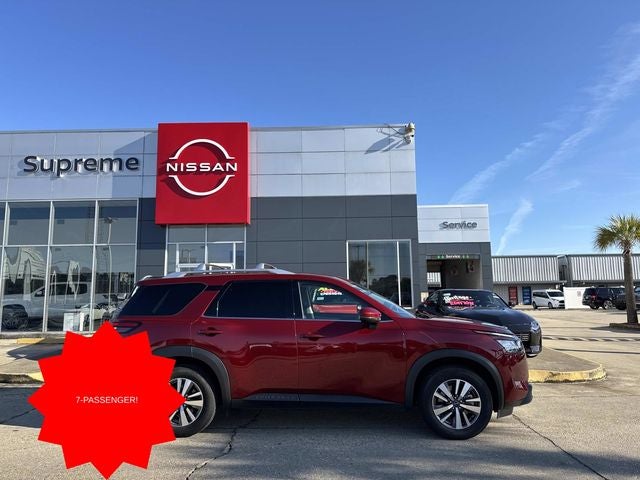 2023 Nissan Pathfinder SL