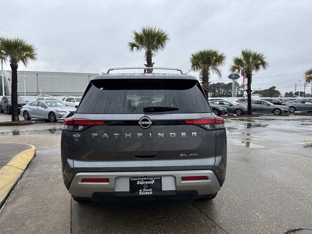 2025 Nissan Pathfinder SL