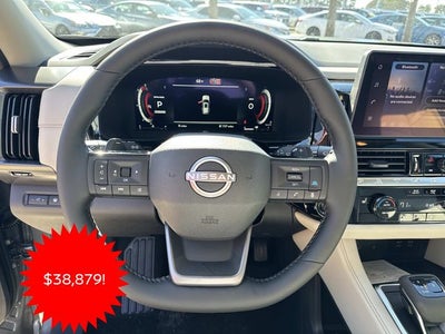 2026 Nissan Pathfinder SL