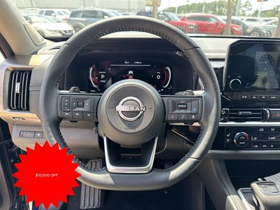 2025 Nissan Pathfinder Platinum