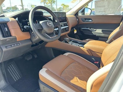 2026 Nissan Pathfinder Platinum