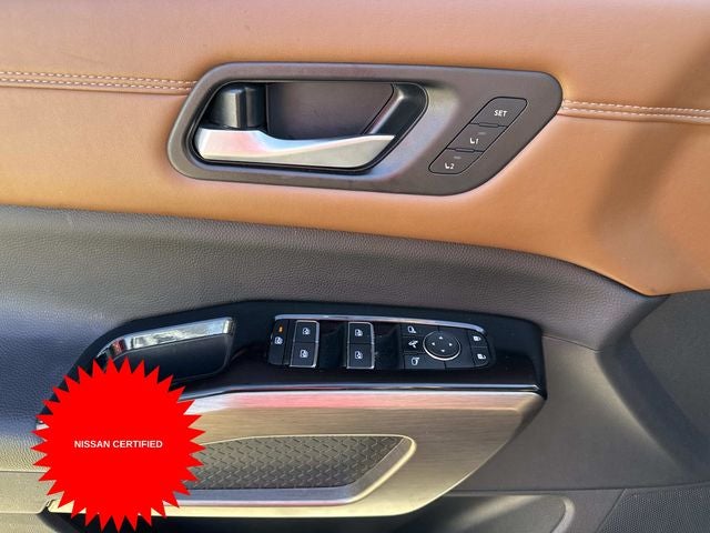 2024 Nissan Pathfinder Platinum