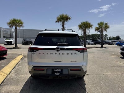 2026 Nissan Pathfinder Platinum