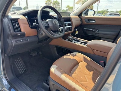 2026 Nissan Pathfinder Platinum