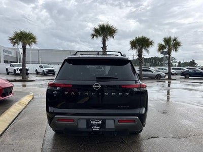2026 Nissan Pathfinder Platinum