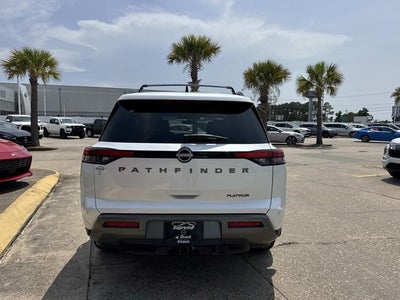 2026 Nissan Pathfinder Platinum