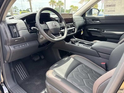 2026 Nissan Pathfinder Platinum