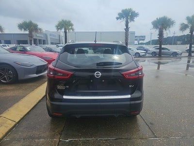 2022 Nissan Rogue Sport SV