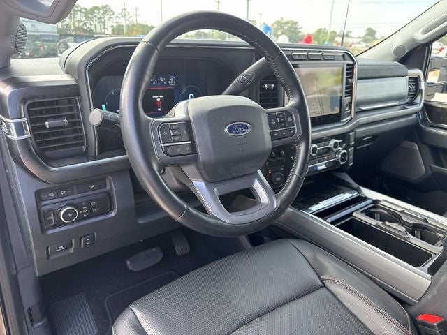 2023 Ford F-350SD Lariat