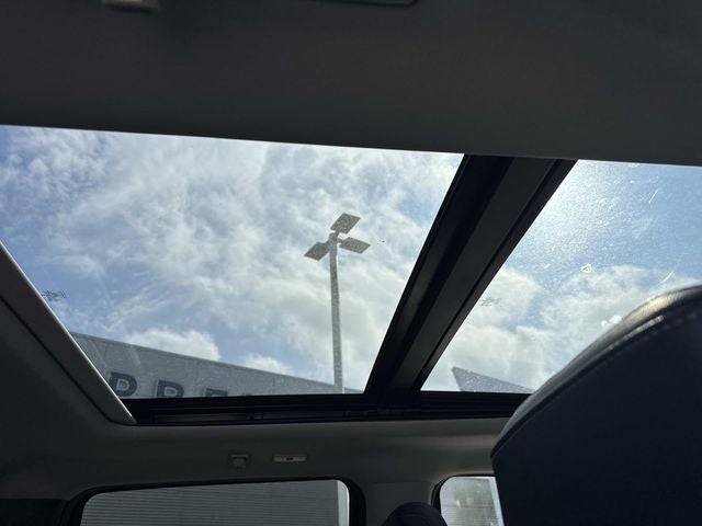 2023 Ford F-350SD Lariat