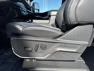 2025 Ford F-350SD Platinum DRW