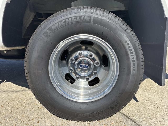 2025 Ford F-350SD Platinum DRW