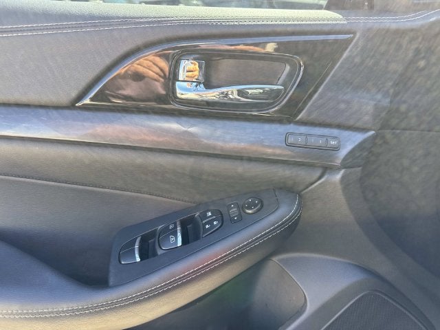 2023 Nissan Maxima Platinum