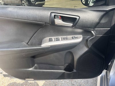 2014 Toyota Camry SE